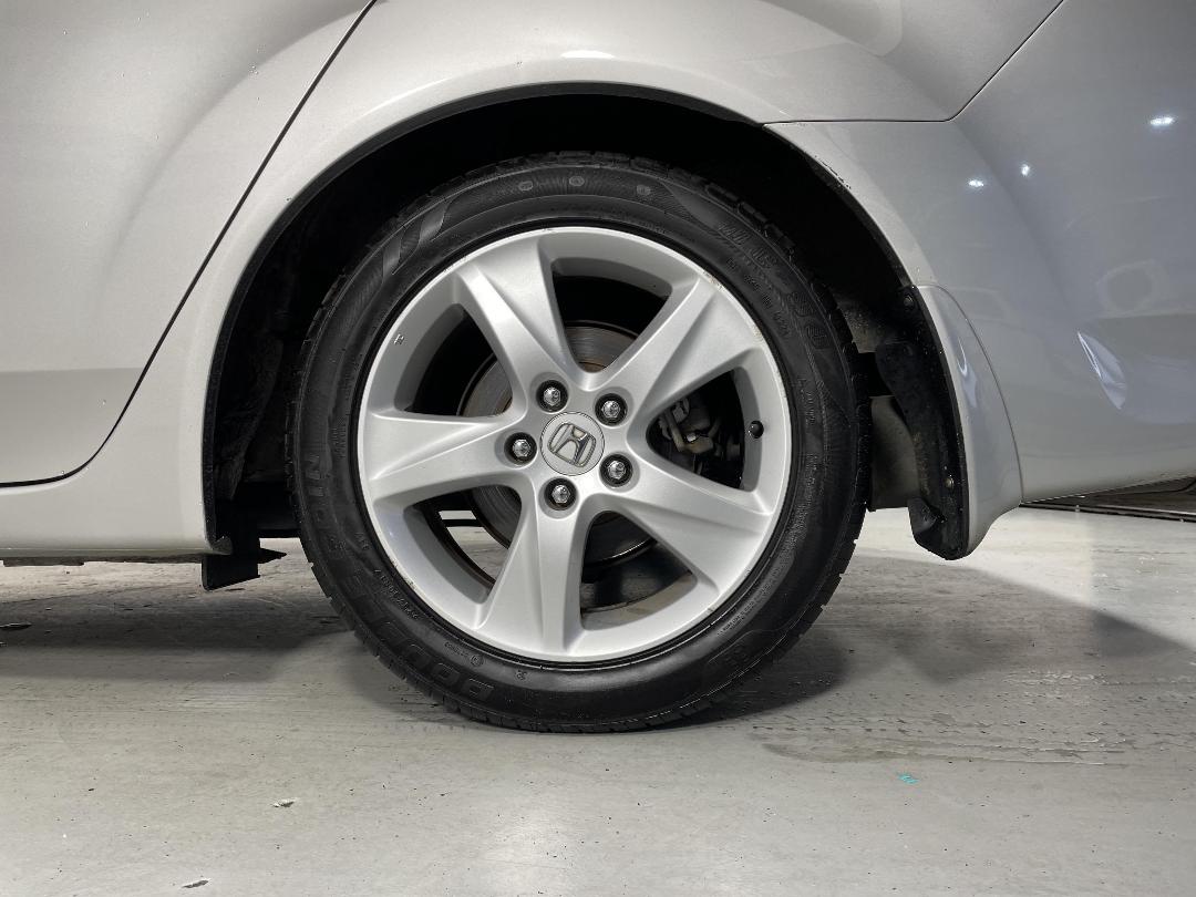 Photo '11' of Honda Accord