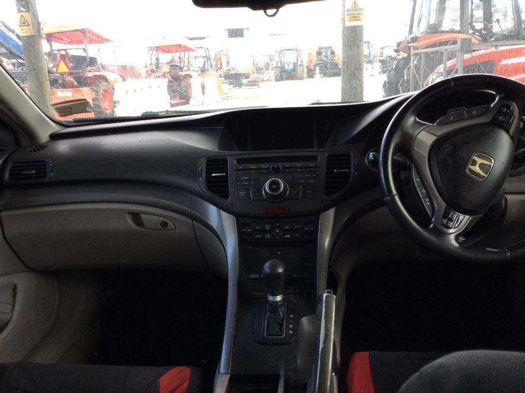 Photo '21' of Honda Accord