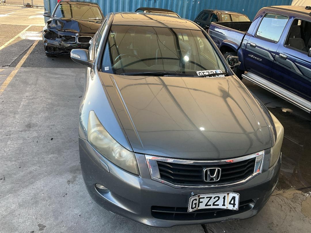 Photo '6' of Honda Accord V6L