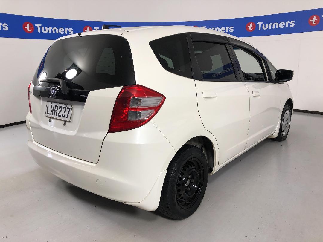 Photo '7' of Honda FIT Photo '7' of Honda FIT