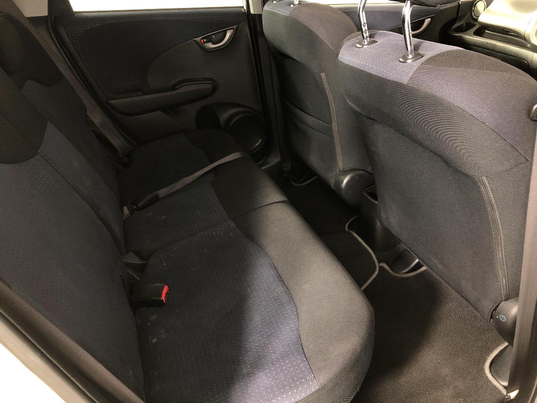 Photo '20' of Honda FIT Photo '20' of Honda FIT