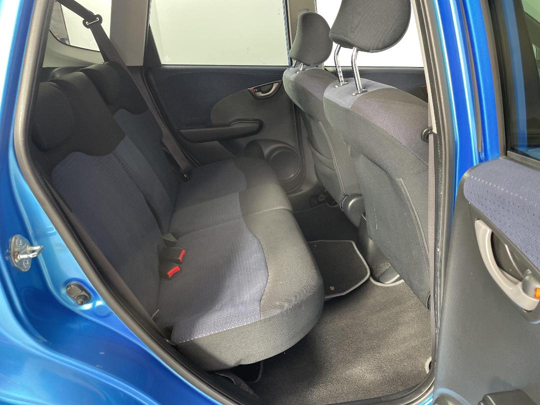 Photo '20' of Honda FIT