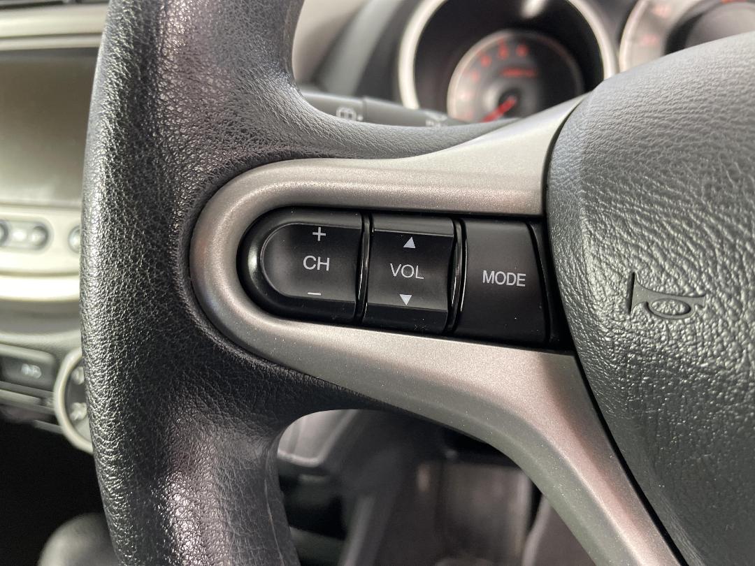 Photo '23' of Honda FIT