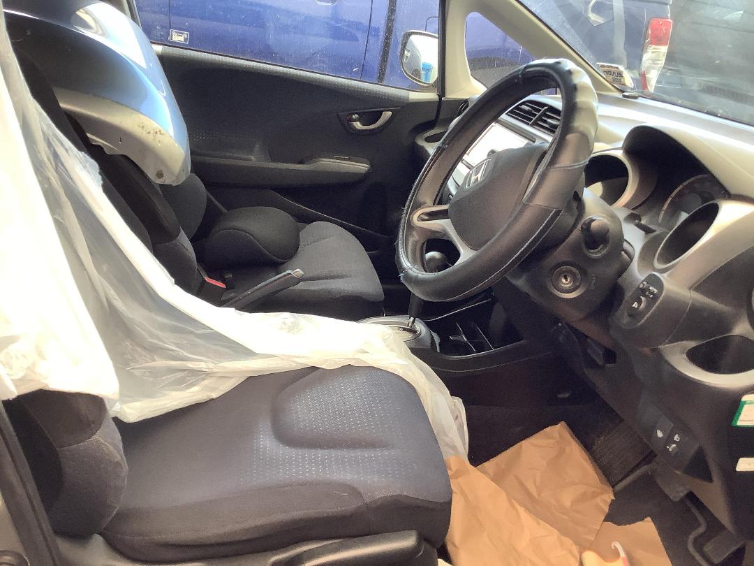 Photo '8' of Honda FIT Photo '8' of Honda FIT