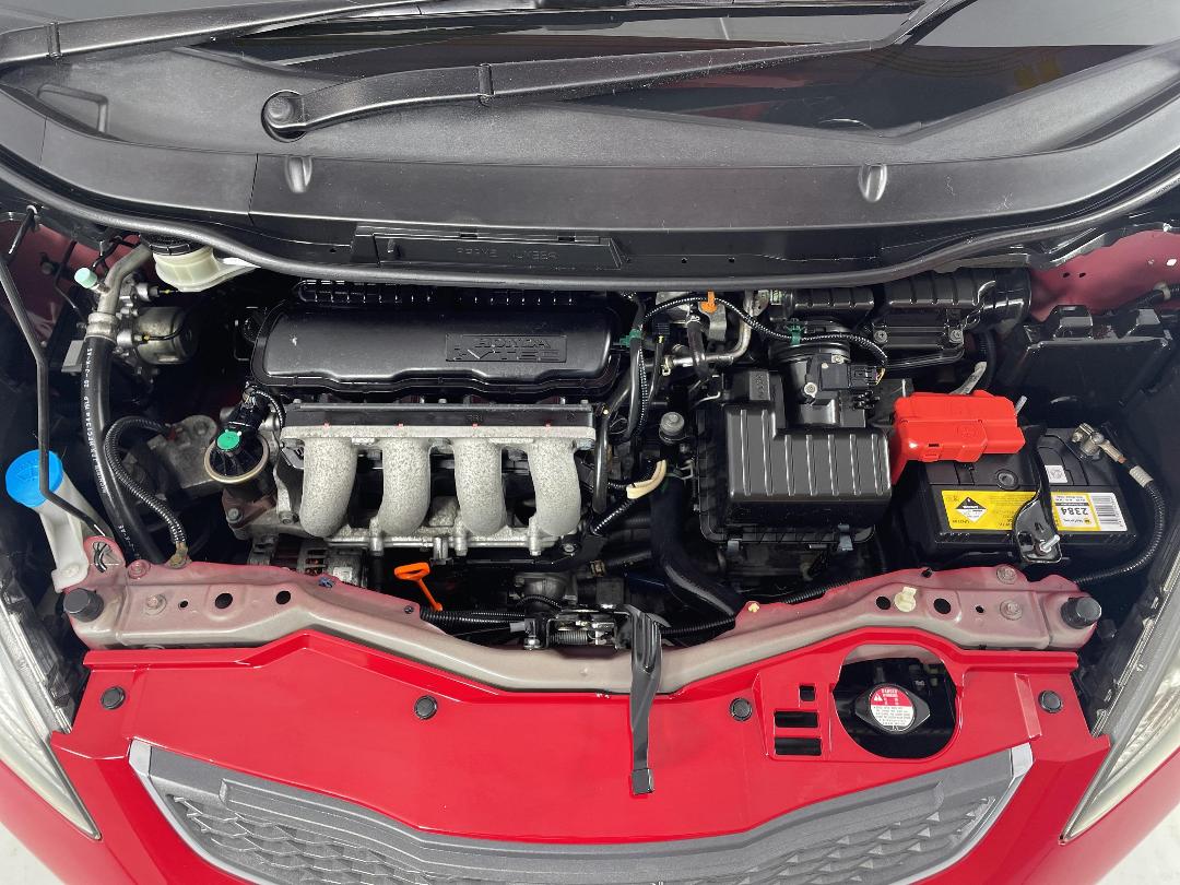 Photo '13' of Honda FIT