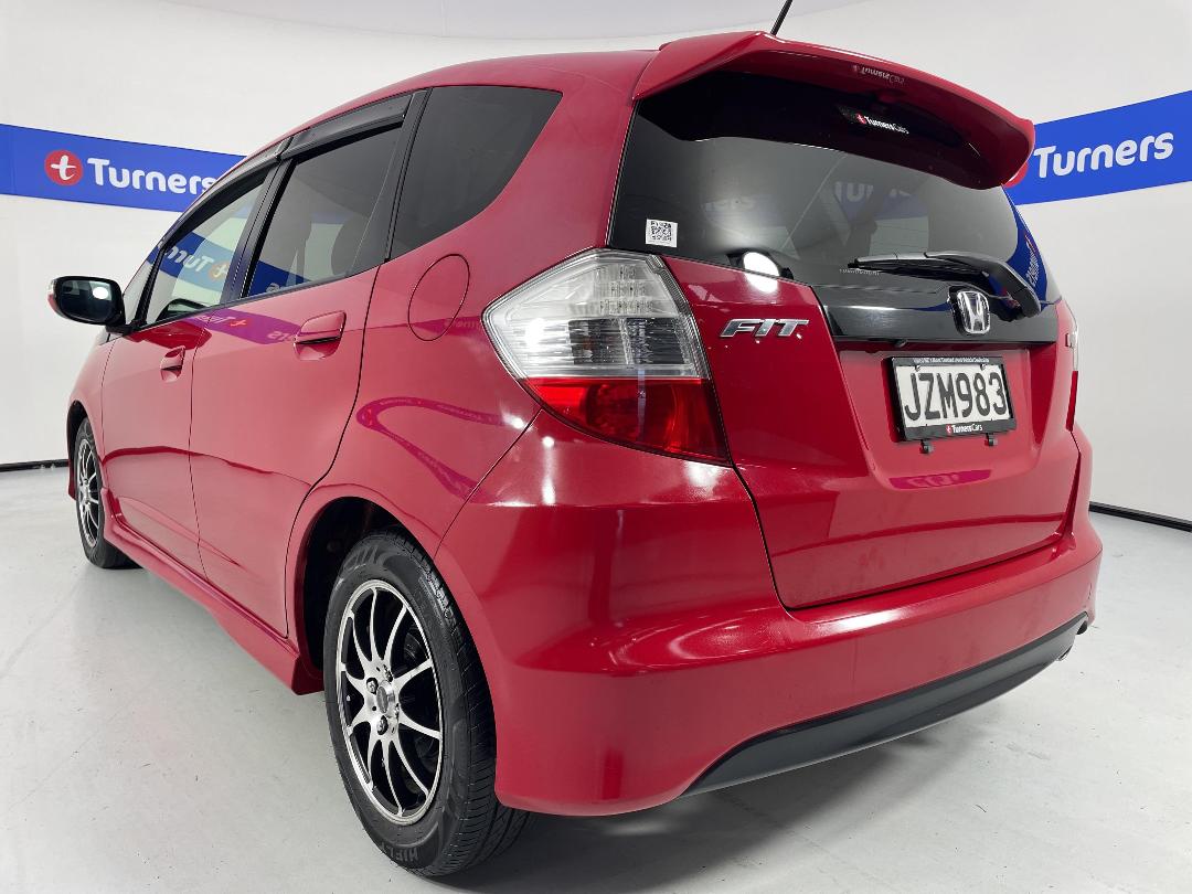 Photo '5' of Honda FIT