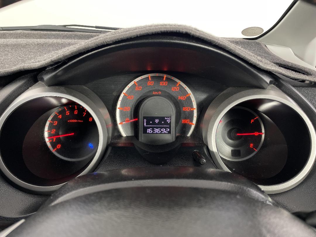 Photo '21' of Honda FIT