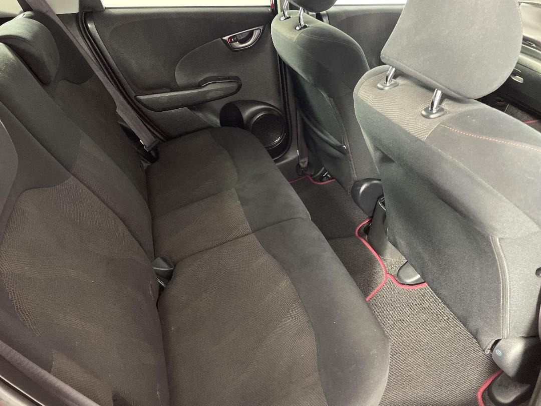 Photo '20' of Honda FIT