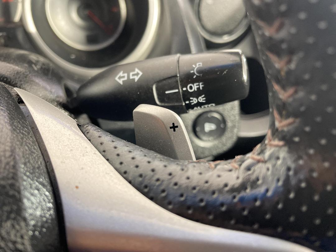 Photo '24' of Honda FIT