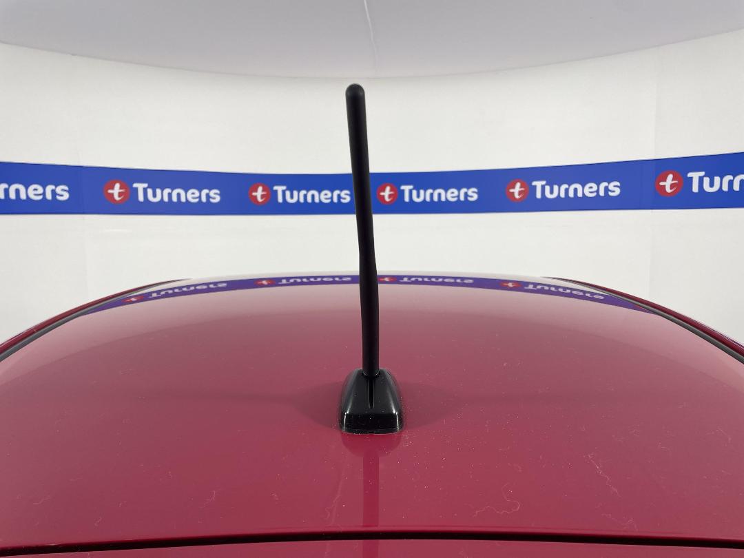 Photo '30' of Honda FIT