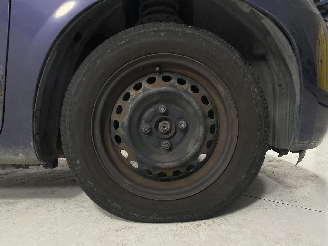 Photo '2' of Honda FIT