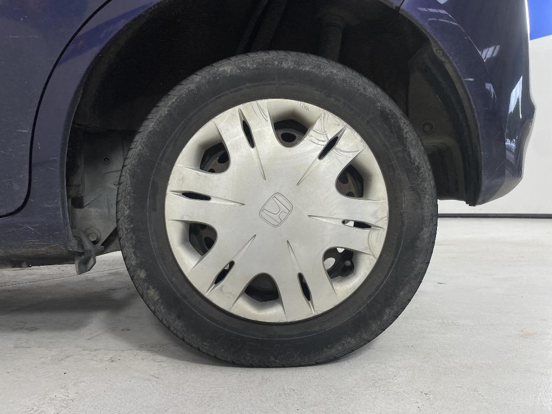 Photo '11' of Honda FIT