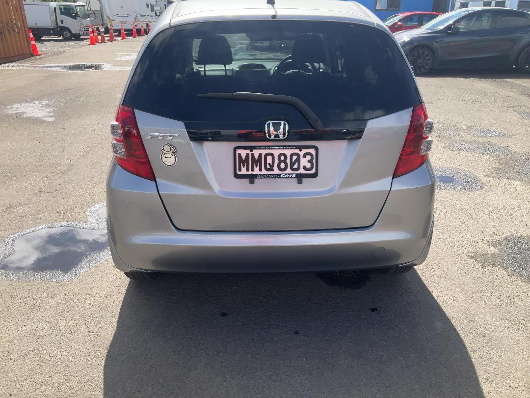 Photo '5' of Honda FIT