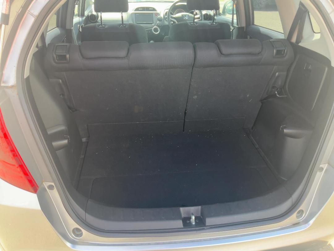 Photo '15' of Honda FIT