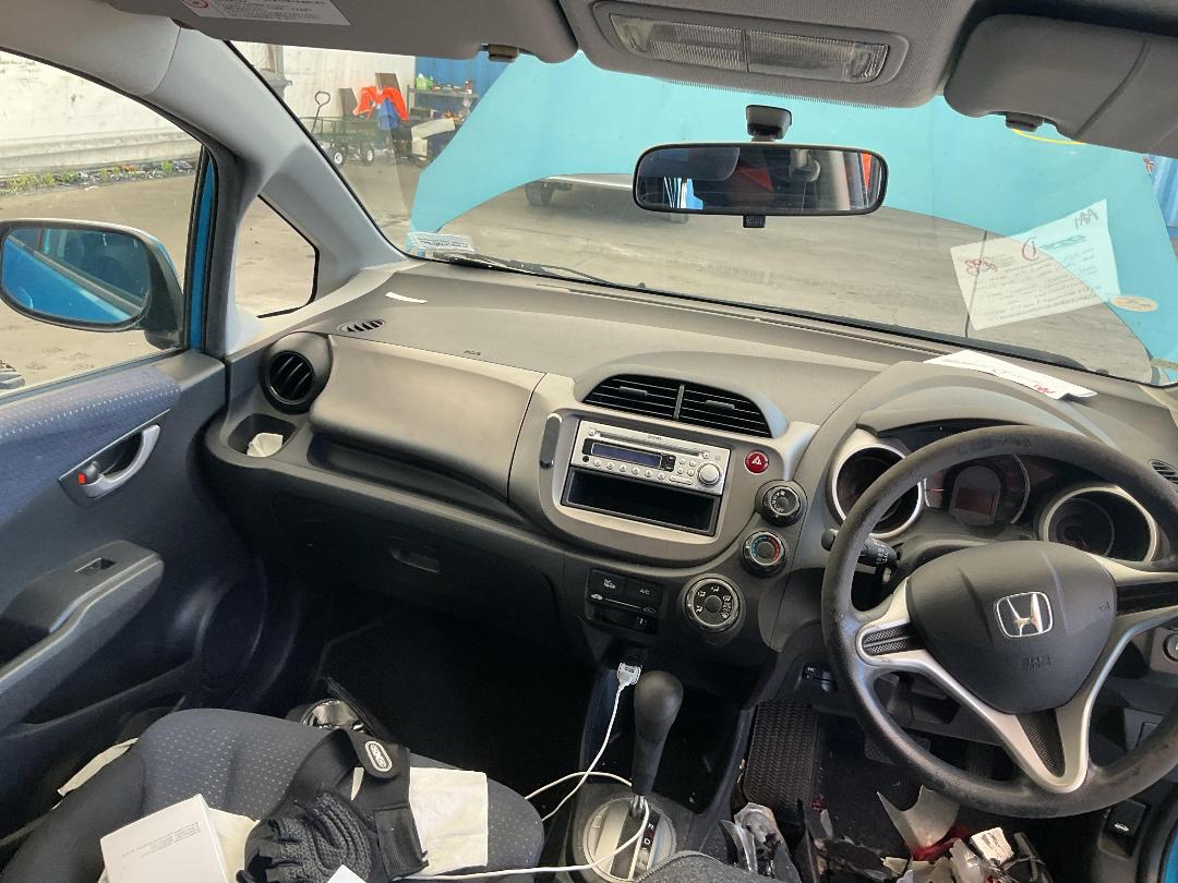 Photo '24' of Honda FIT