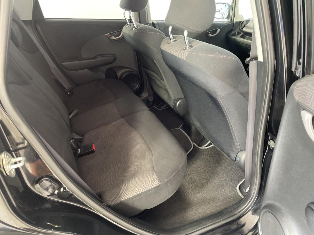 Photo '20' of Honda FIT