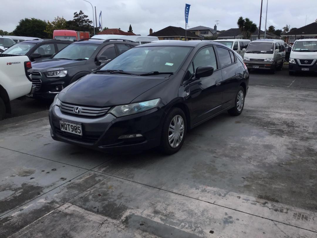 Damaged Honda Insight Hybrid 2009 In Manukau 