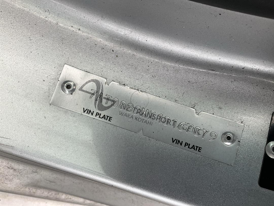 Photo '16' of Honda Insight