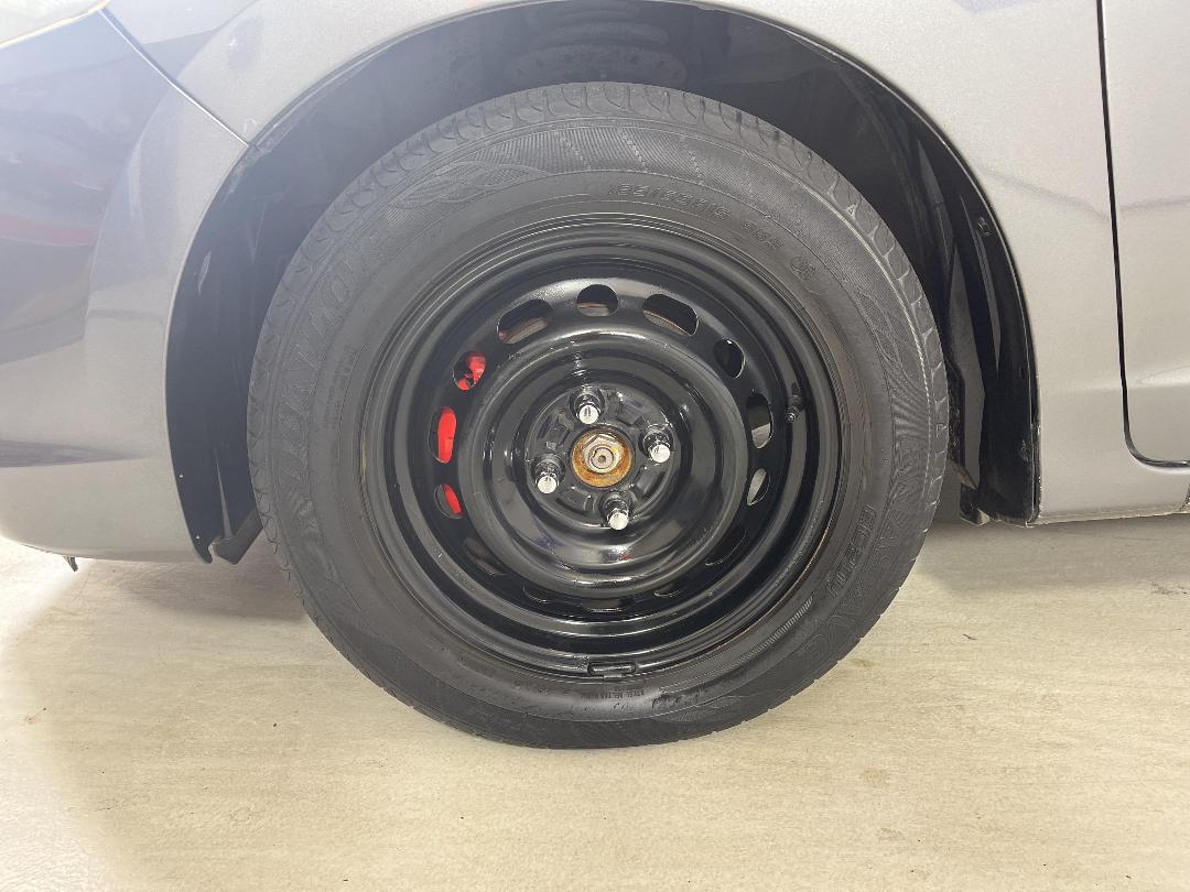 Photo '10' of Honda Insight Photo '10' of Honda Insight