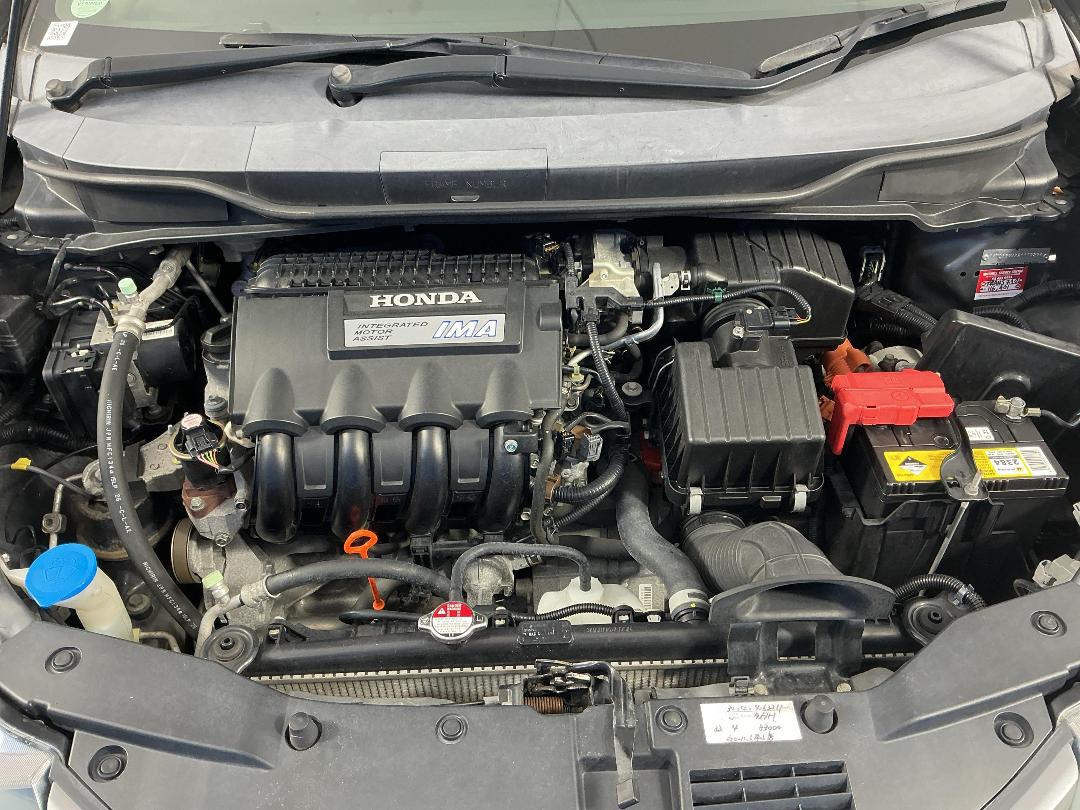 Photo '13' of Honda Insight