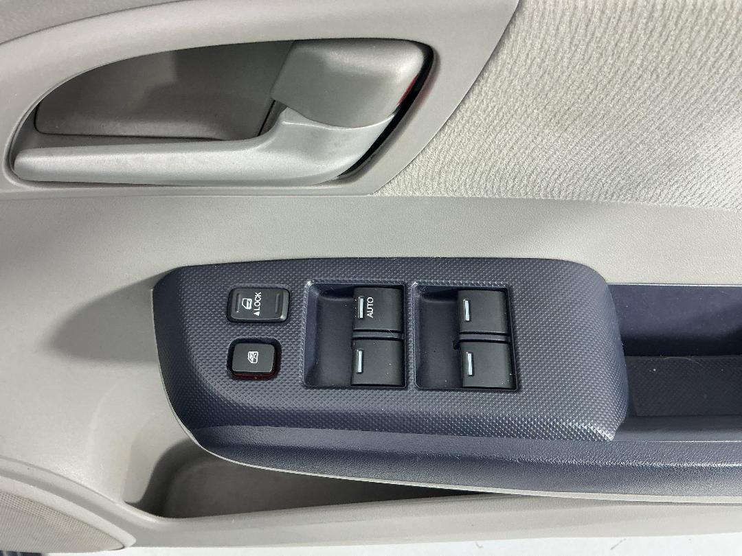 Photo '24' of Honda Insight