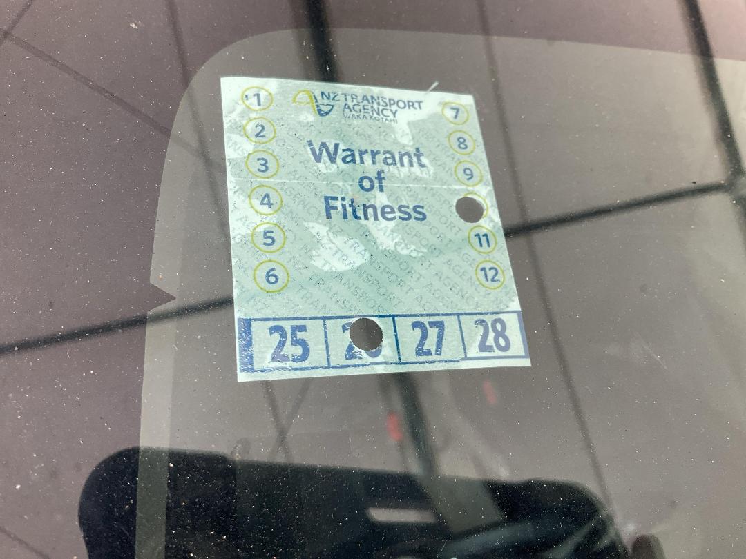 Photo '34' of Honda Insight