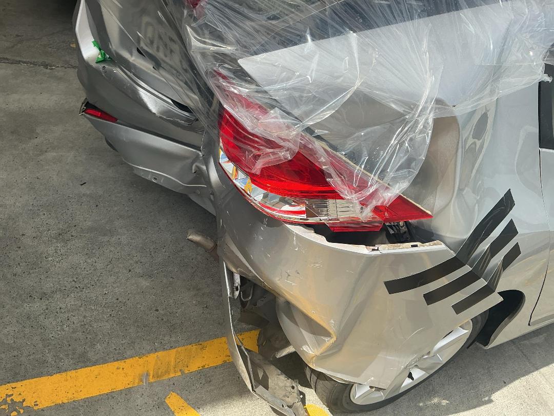 Photo '12' of Honda Insight Hybird