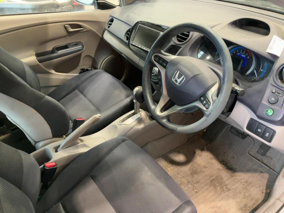 Photo '15' of Honda Insight Photo '15' of Honda Insight