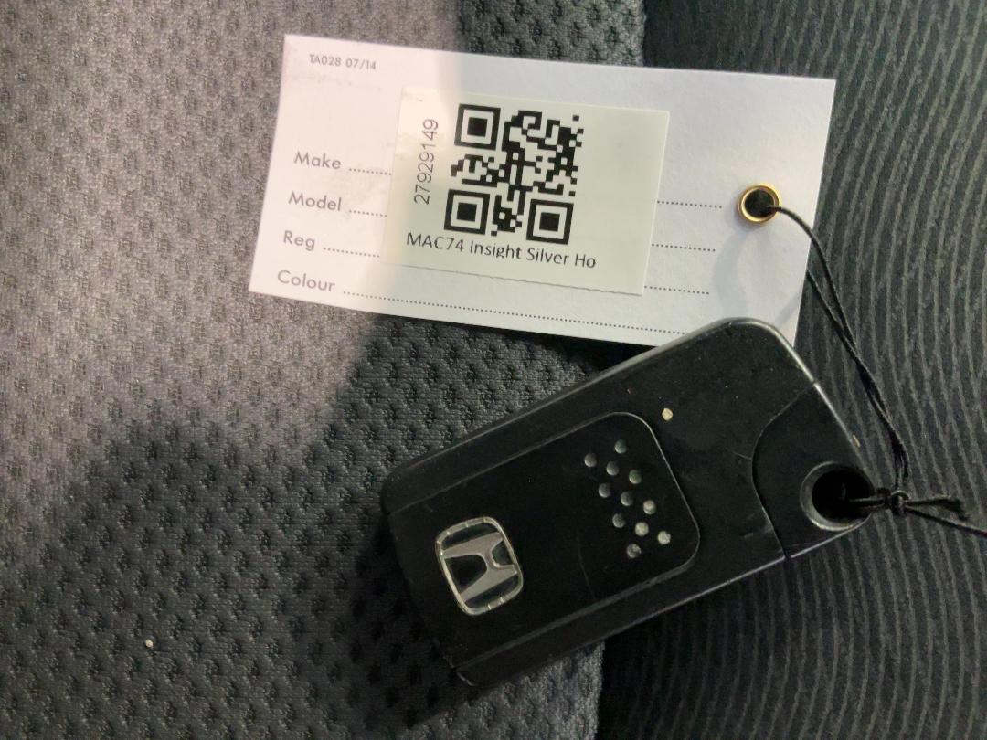 Photo '24' of Honda Insight Photo '24' of Honda Insight