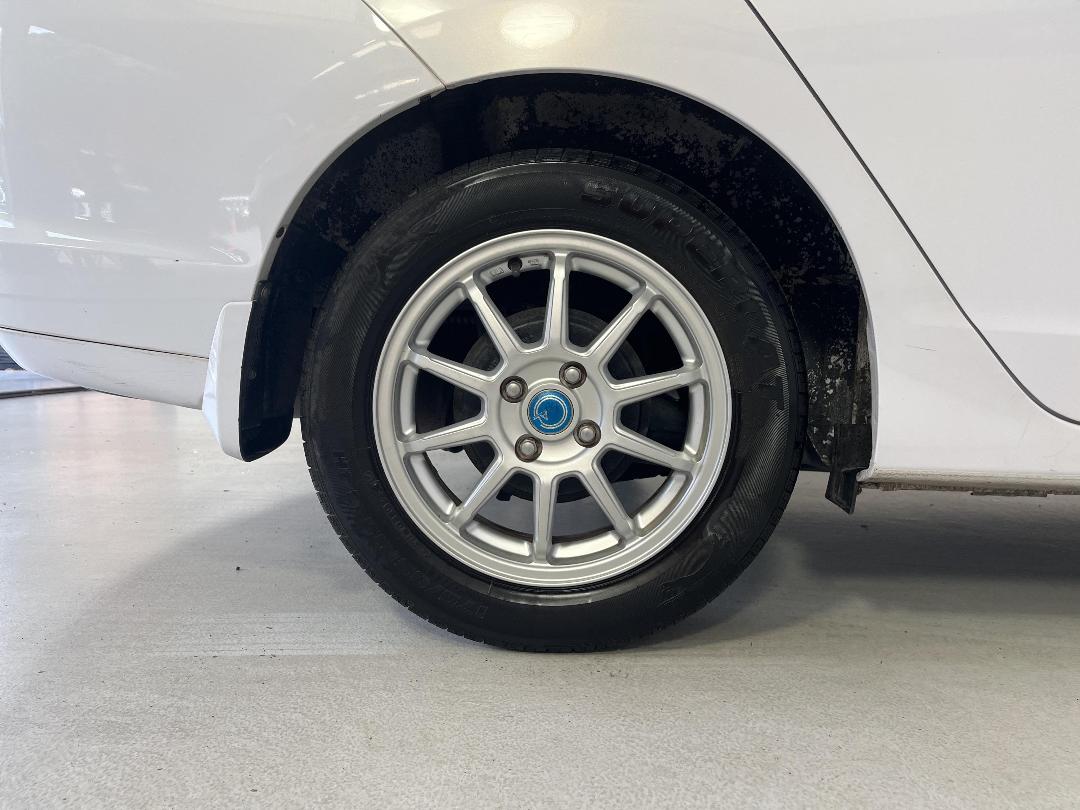 Photo '12' of Honda Insight