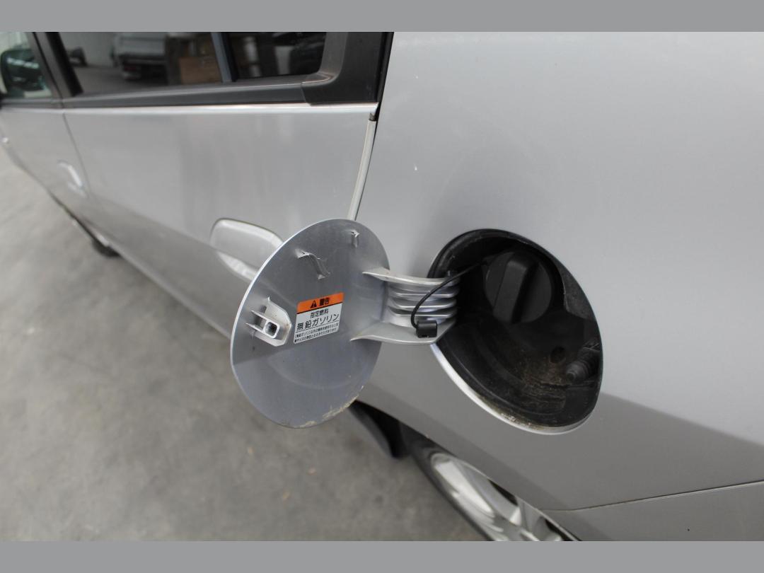 Photo '11' of Honda Insight