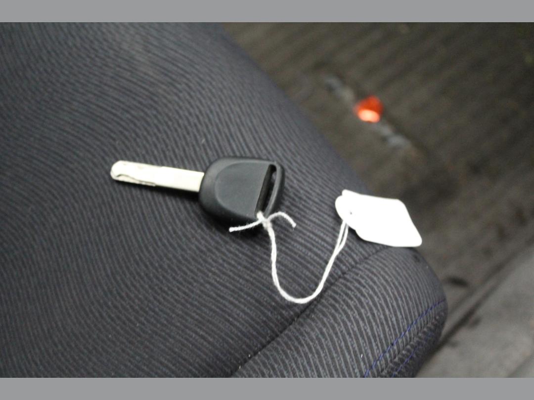 Photo '17' of Honda Insight