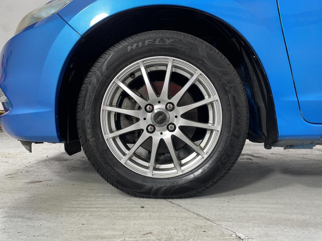 Photo '10' of Honda Insight