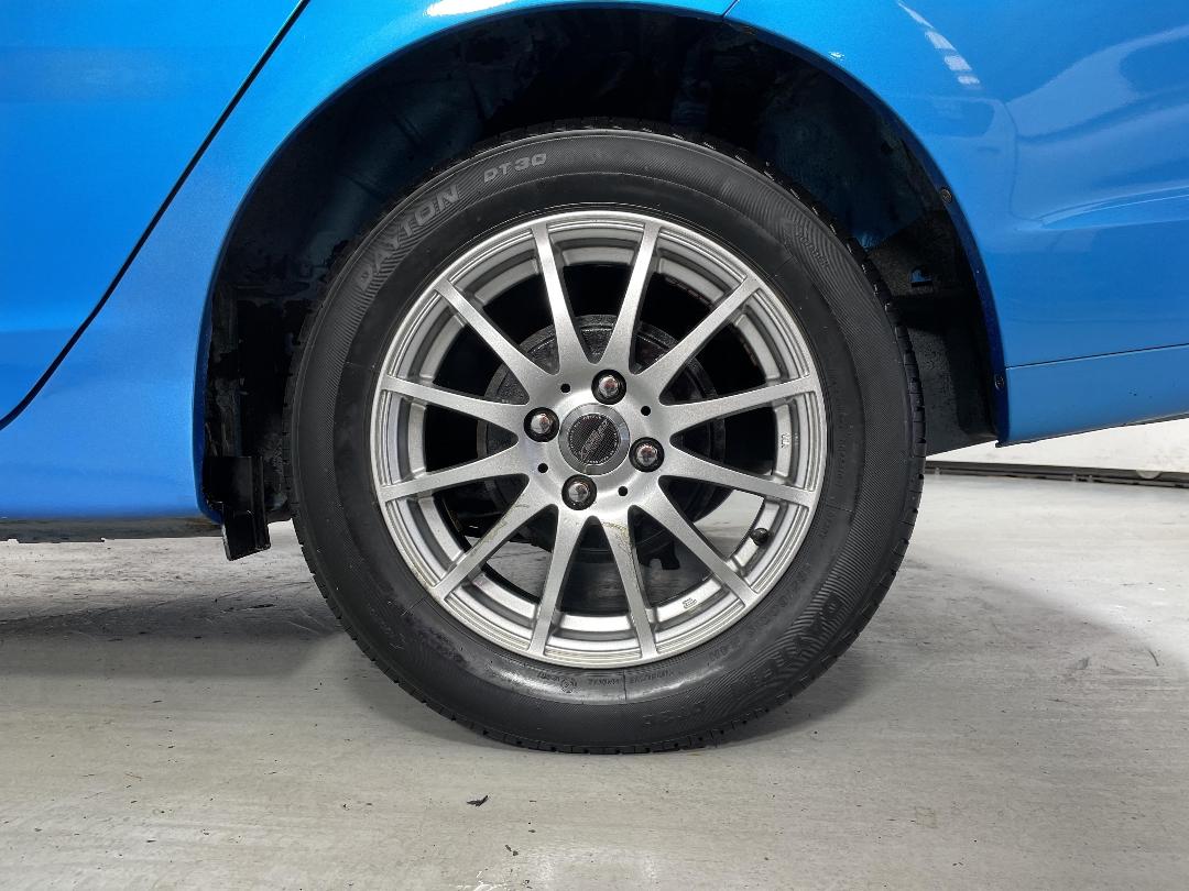 Photo '11' of Honda Insight