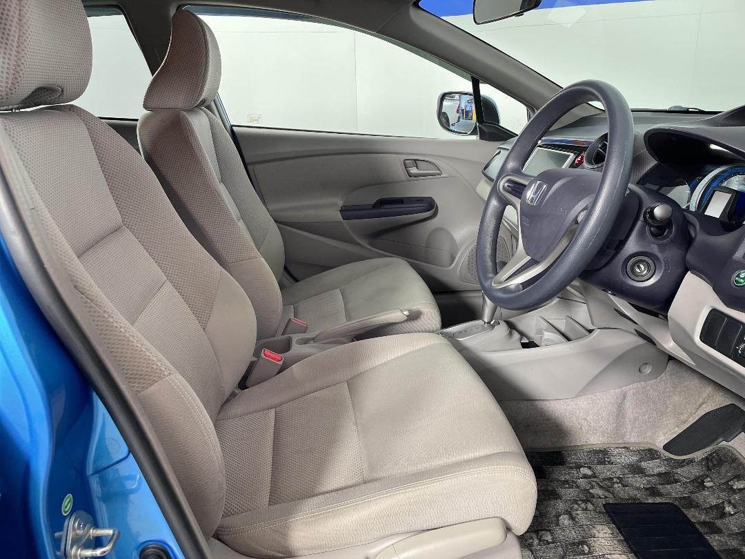 Photo '16' of Honda Insight