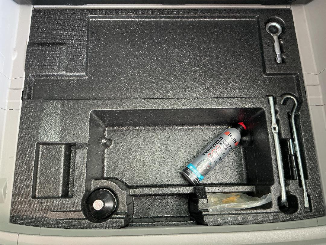 Photo '24' of Honda Insight Photo '24' of Honda Insight