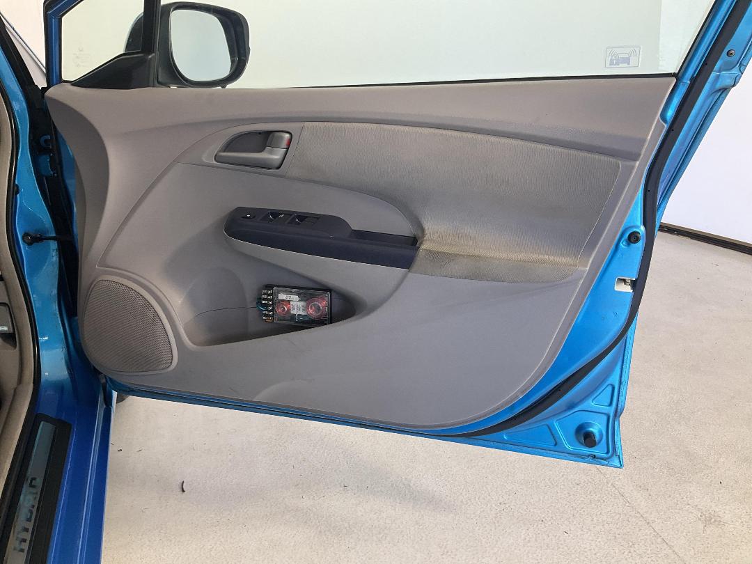 Photo '15' of Honda Insight