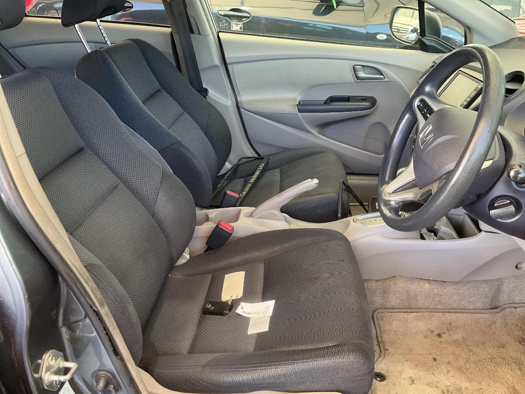 Photo '18' of Honda Insight