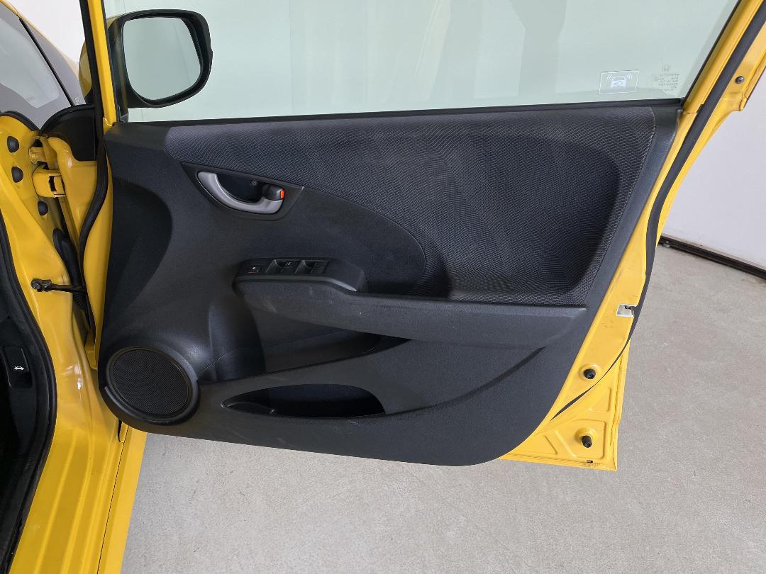 Photo '15' of Honda Jazz Photo '15' of Honda Jazz