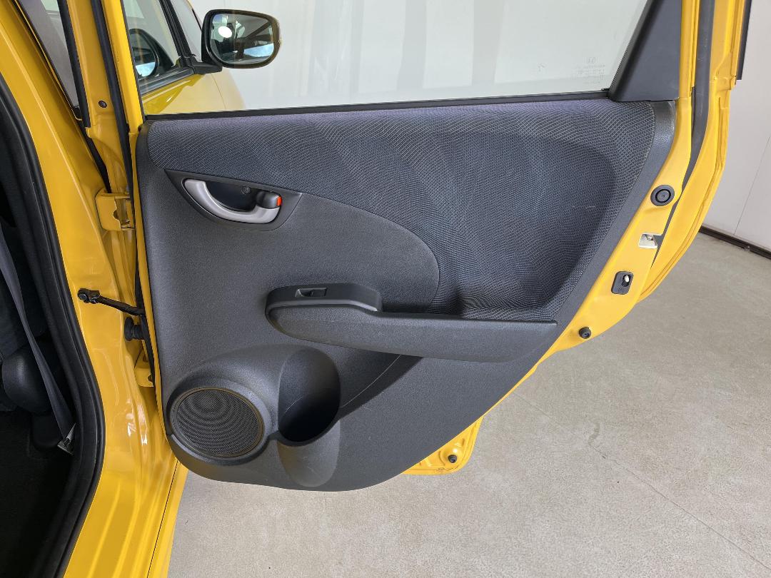 Photo '19' of Honda Jazz Photo '19' of Honda Jazz