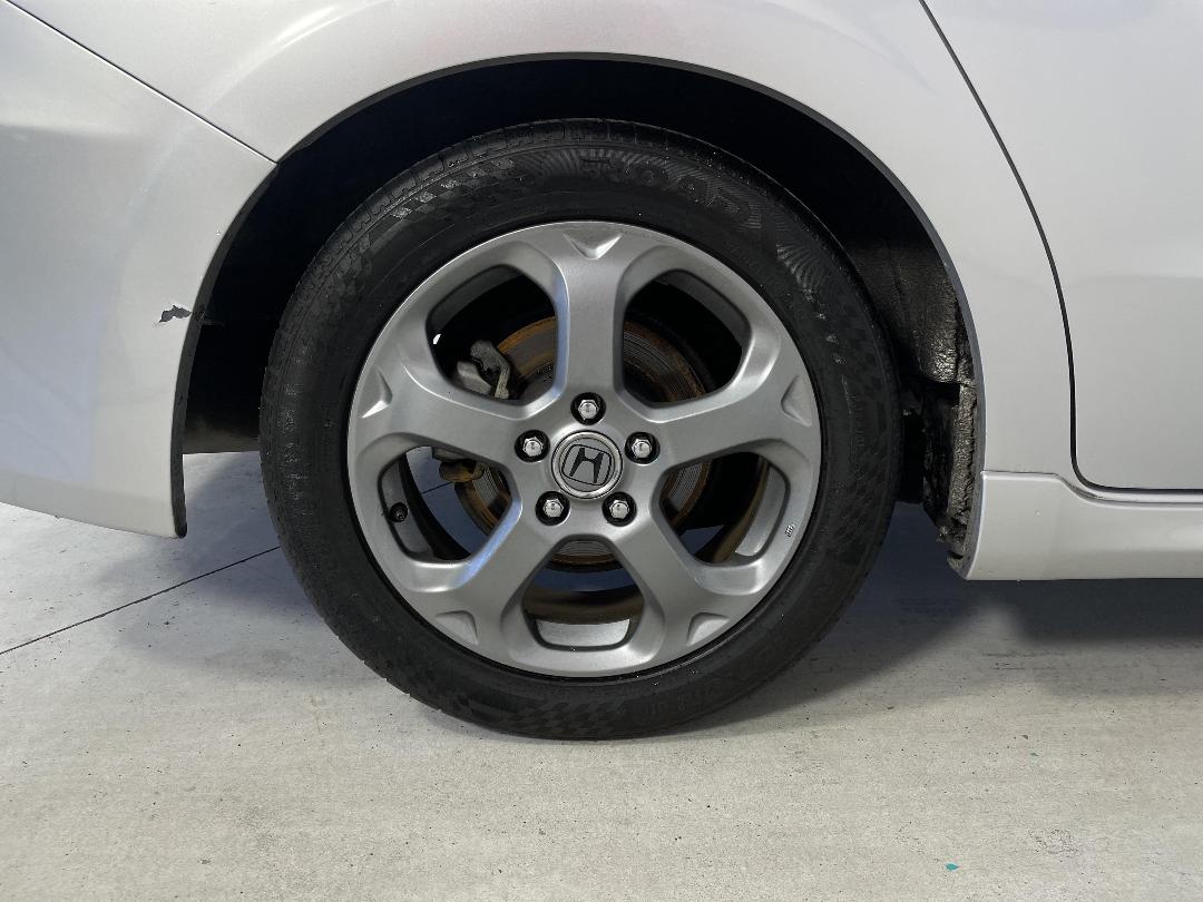 Photo '12' of Honda Stream