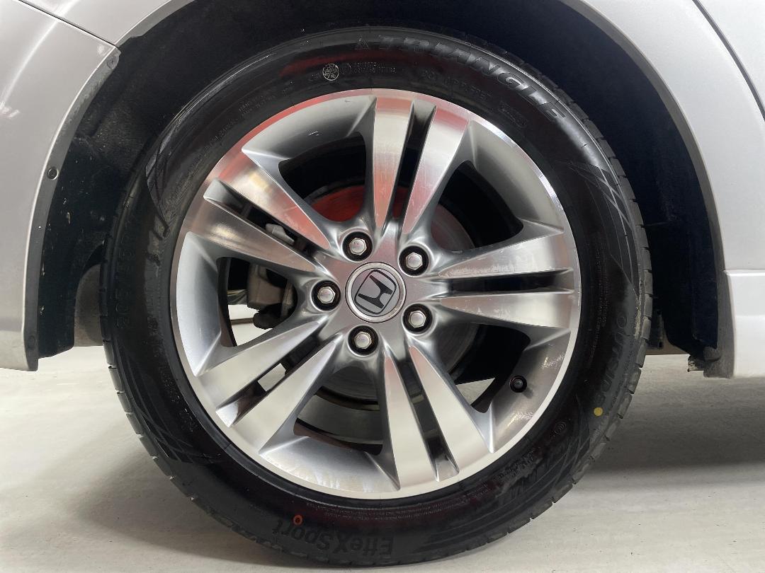 Photo '12' of Honda Stream