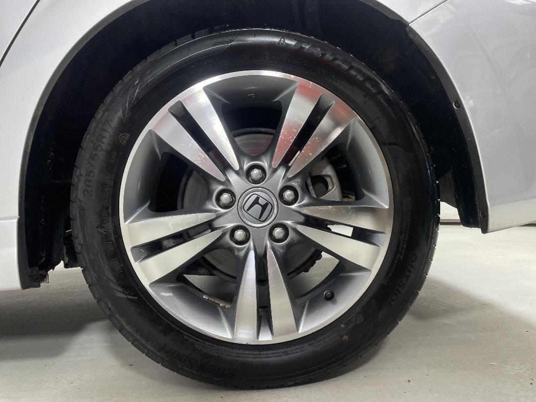 Photo '11' of Honda Stream