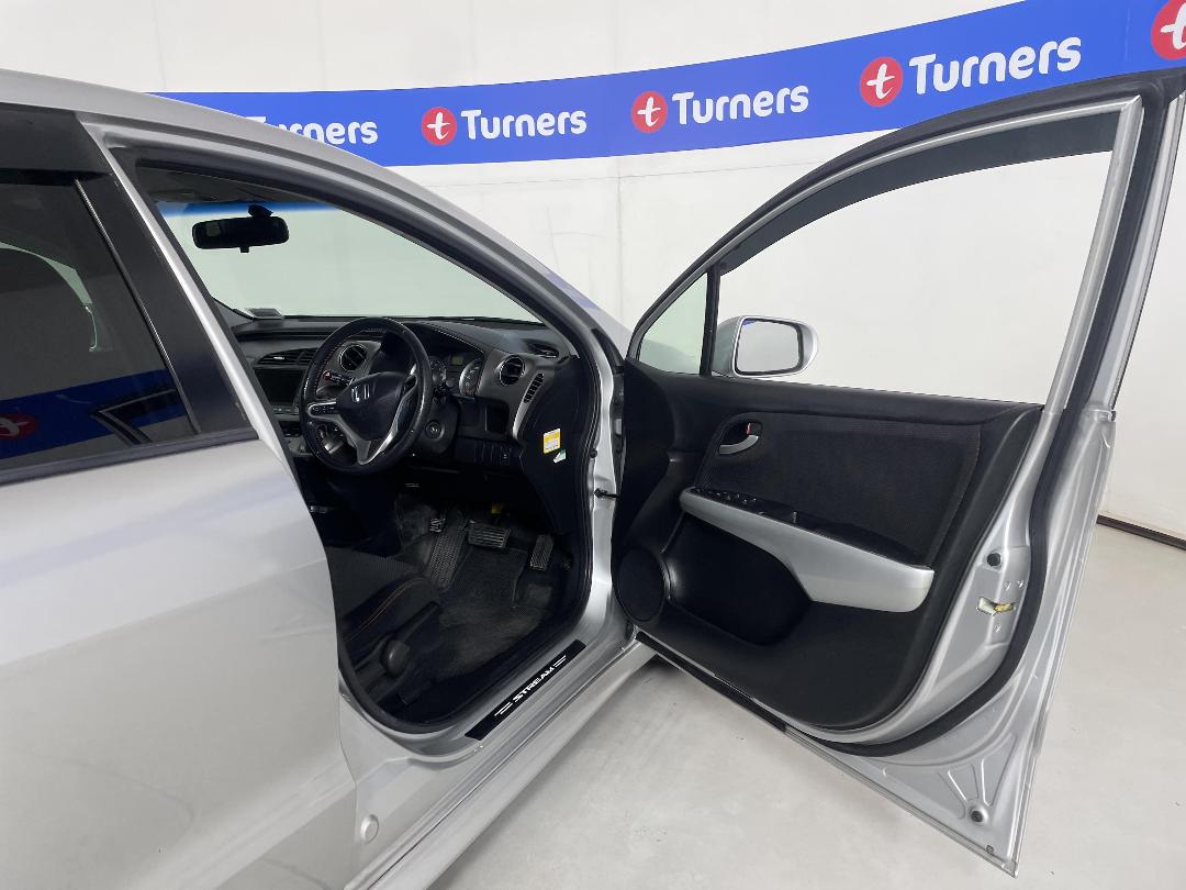 Photo '15' of Honda Stream