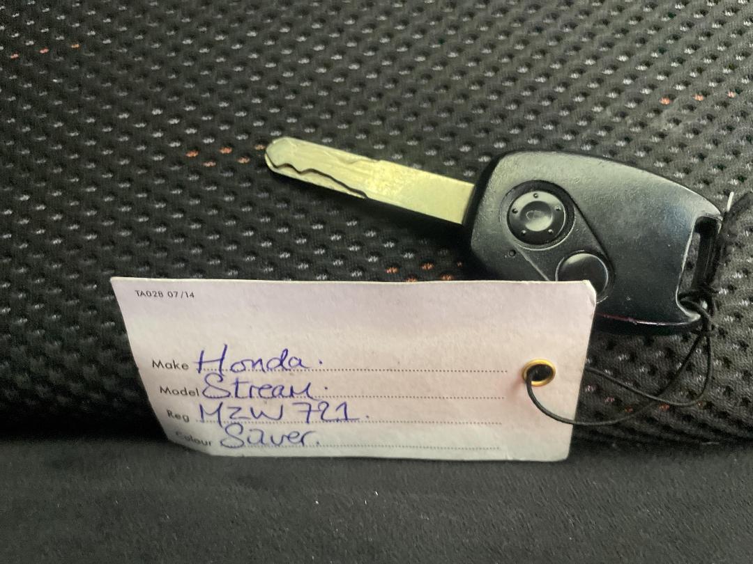 Photo '22' of Honda Stream