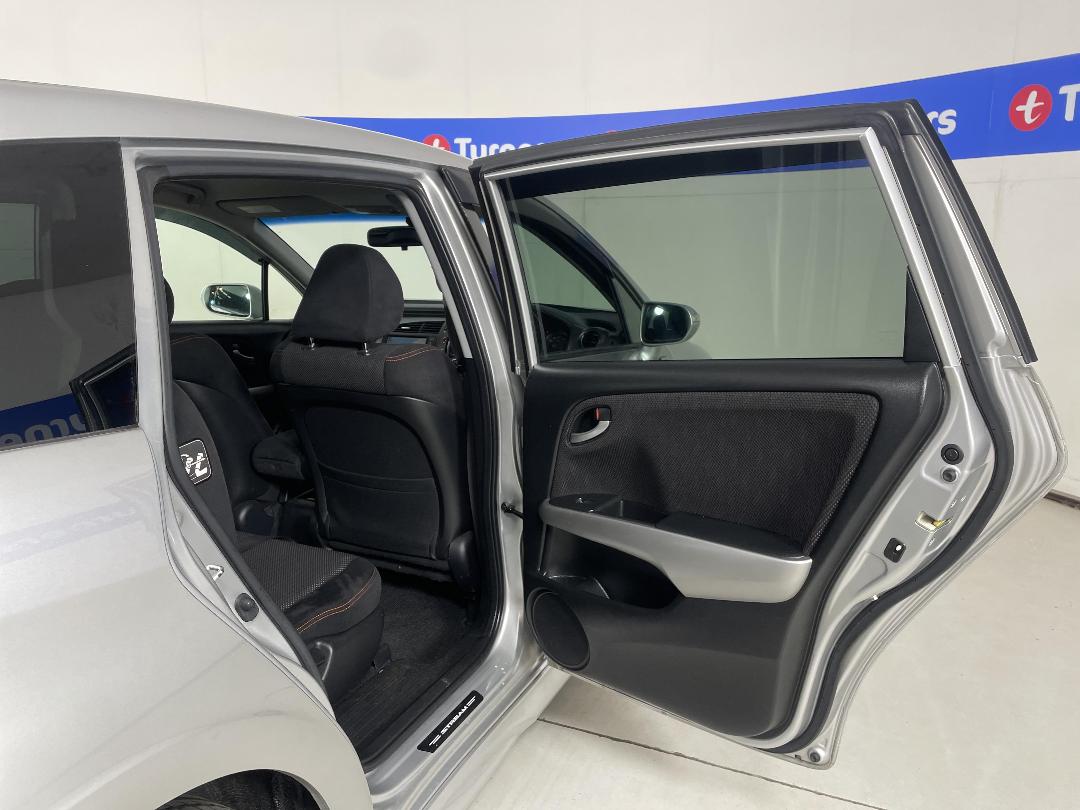 Photo '19' of Honda Stream