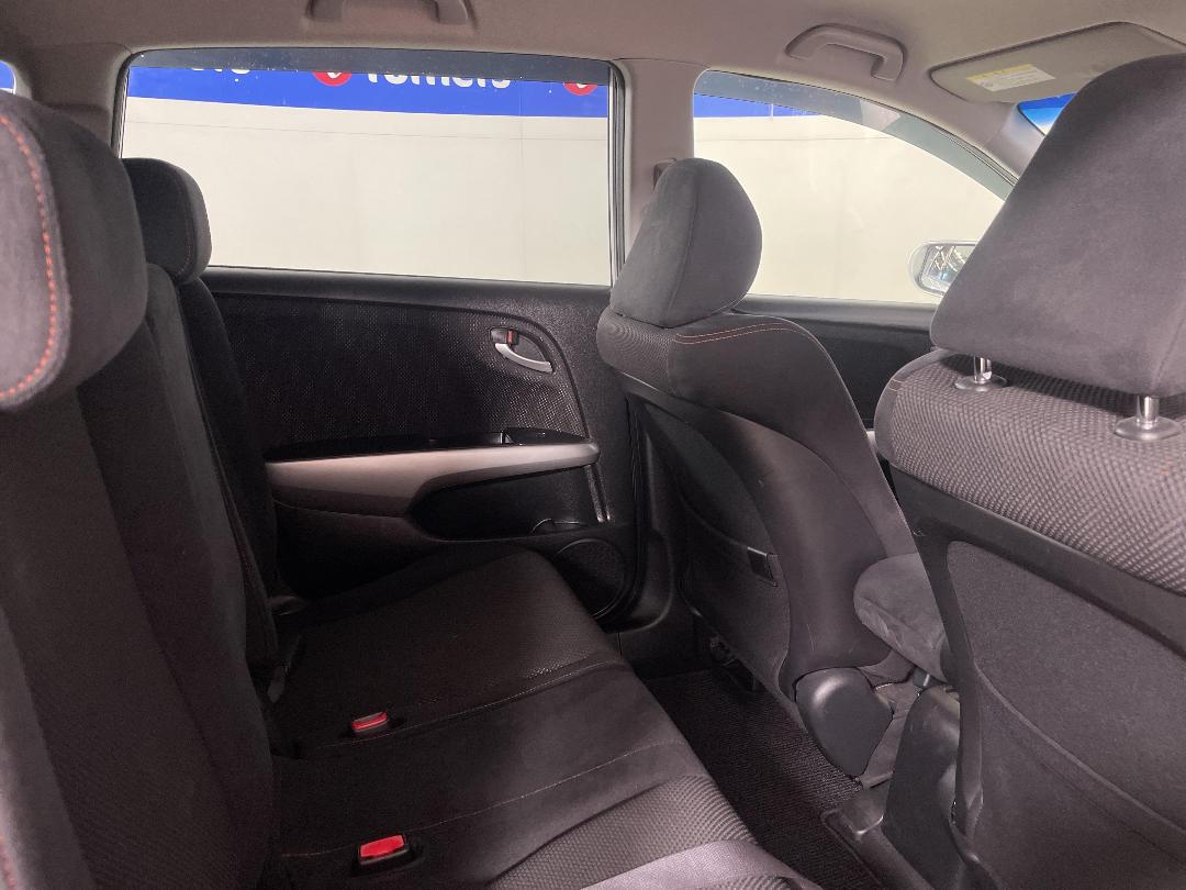 Photo '20' of Honda Stream