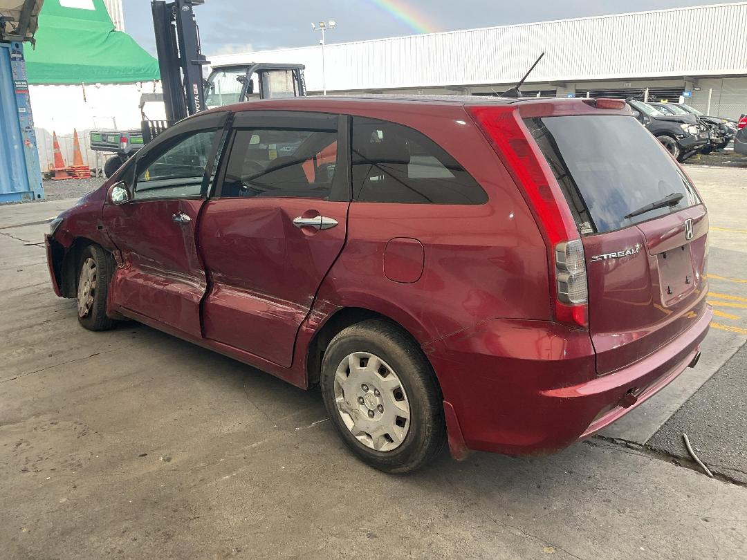 Photo '17' of Honda Stream Photo '17' of Honda Stream