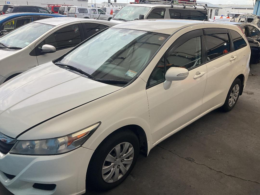 Photo '2' of Honda Stream