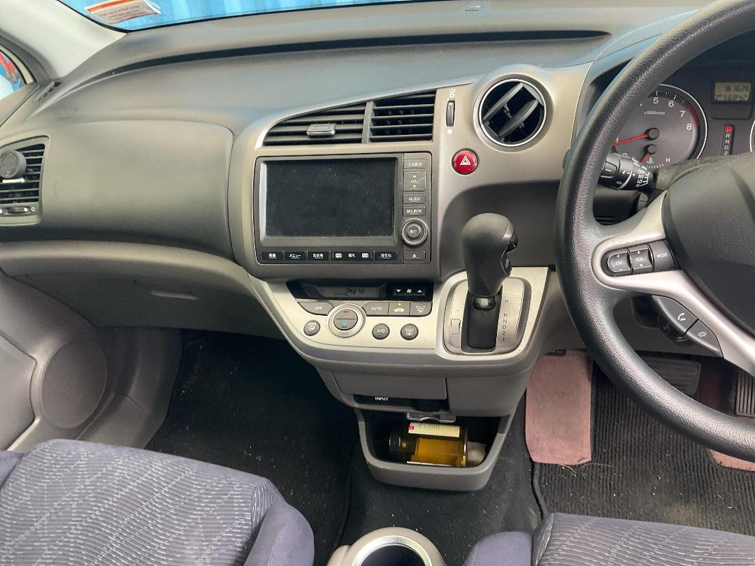 Photo '10' of Honda Stream